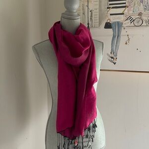 Women's Fuchsia Scarf - Nepal